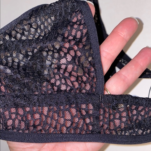 S Underbares New Comfort Black Bra Elastic all around Stretch Lace USA Bralette - Picture 8 of 12